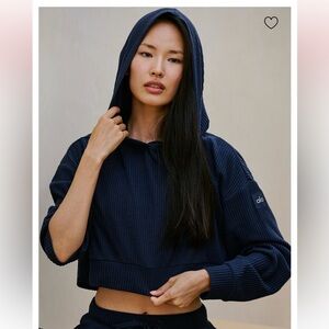 ALO Yoga Muse Hoodie-NWT!!